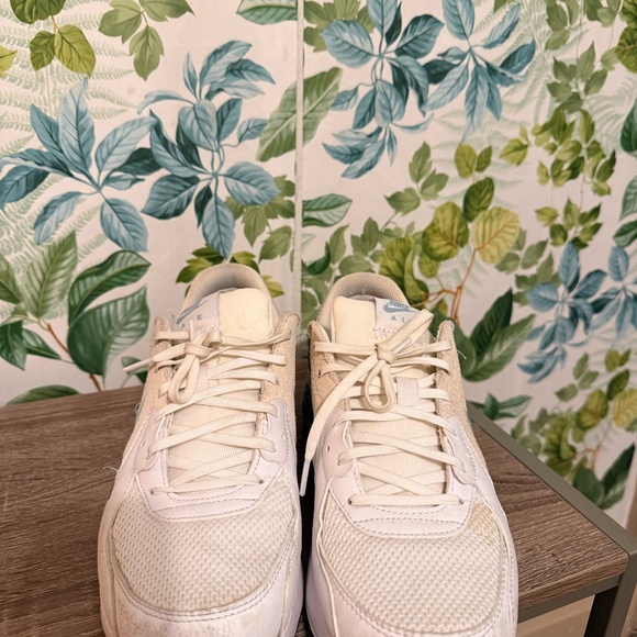 Nike Air Max Sneakers (10.5) - Picture 2 of 8